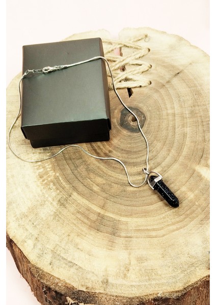 Siyah Yıldız Taşı Doğal Taşı Zincirli El Yapımı Tasarımlı Kolye Uç: 3,5 cm Zincir: 20 cm Kutulu indirimleri