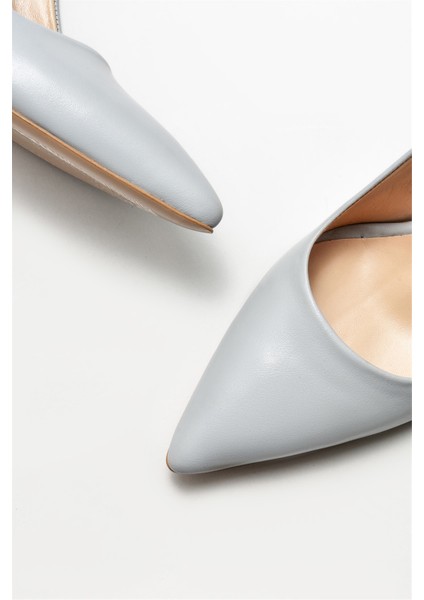 Gri Deri Kadın Topuklu Ayakkabı modelleri