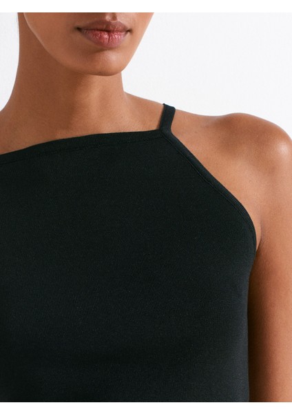 10772 Askılı Fiyonk Detaylı Triko Bluz-Siyah fırsatları