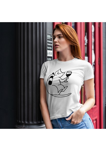 Wine Lover Cat Tişört - Beyaz fiyatları