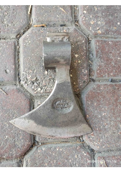 Tahta Saplı Döküm Balta modelleri