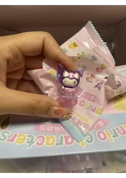 Sanrio Pochacco Kuromi My Melody Wobbling Oyuncak Mini Kutu Modaya Düzenli Koleksiyon Dekoratif Öğeler Sevimli Sürpriz Hediyeler Renk: E/boyut: 6.5cm (Yurt Dışından)