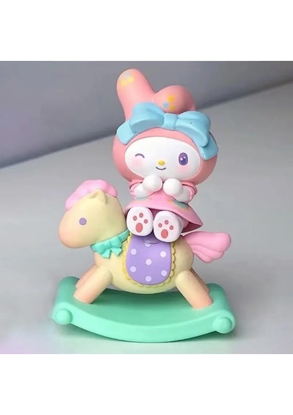 Sanrio Çocukluk Sallanan At Serisi Kutu Melodi Kuromi Pochacco Cinnamoroll Figürin Aksiyon Figürleri Çanta Çocuk Oyuncakları Renk: Melodi 01 (Yurt Dışından)