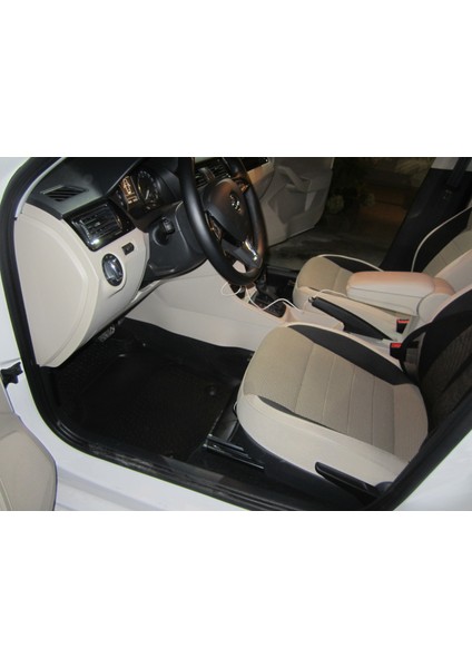 Skoda Rapıd 3D Siyah Havuzlu Paspas 2012 ve 2021