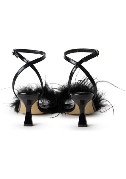 Diva Tüylü Siyah Kadeh Topuklu Ayakkabı