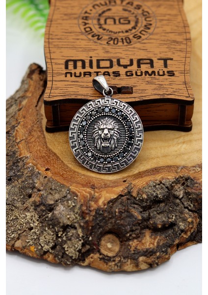 Siyah Zirkon Taşlı Aslan Model 925 Ayar Gümüş Erkek Kolye 201024343 fırsatları