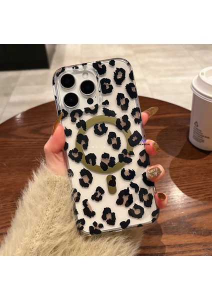 iPhone 15 Pro Max Uyumlu Leopar Desenli Magsafe Şarj Destekli Silikon Şeffaf Kılıf