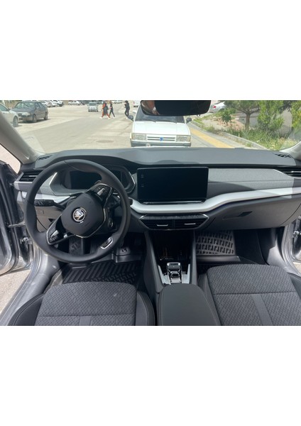Skoda Octavıa 3D Siyah Havuzlu Paspas 2021 ve Sonrası