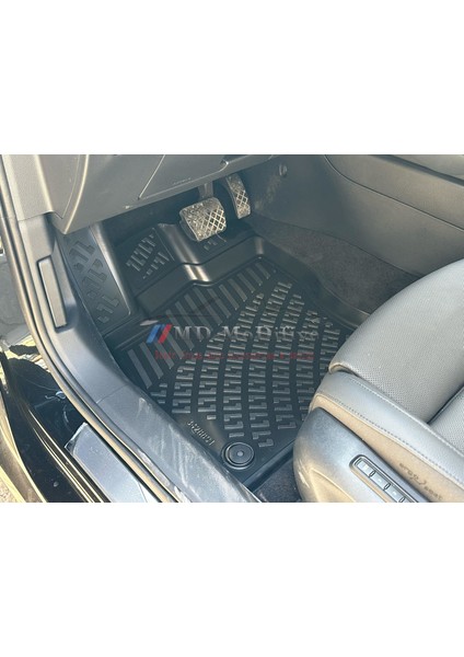 Skoda Superb 3D Siyah Havuzlu Paspas 2024 ve Sonrası fırsatları