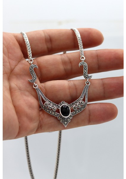 Oniks Taşlı Kraliçe Model Markazit Taşlı Gümüş Kadın Gerdanlık 201024289 modelleri