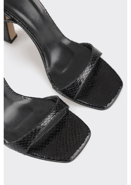 Siyah Kadın Topuklu Sandalet fırsatları