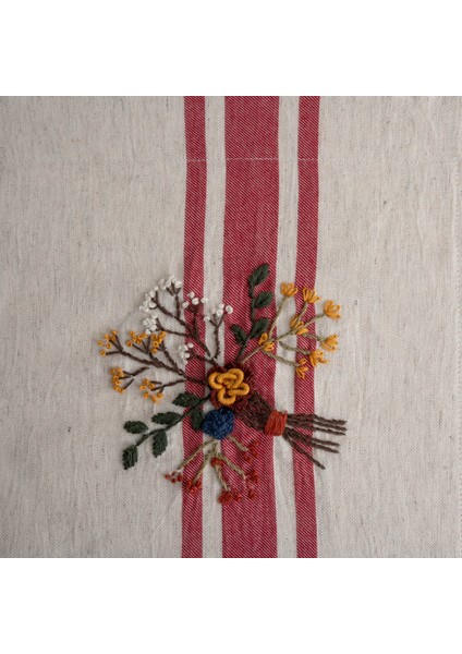 Charla Çift Kişilik Nevresim Takımı %100 Organik Pamuk Kenevir Karışımlı Ekru-Kırmızı 200X220 cm modelleri