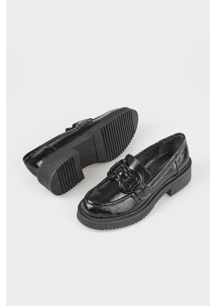 Siyah Deri Kadın Loafer