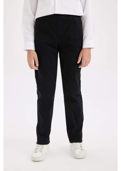 Erkek Çocuk Düz Paça Beli Lastikli Cepli Basic Düz Siyah Gabardin Okul Pantolonu T8850A624AU