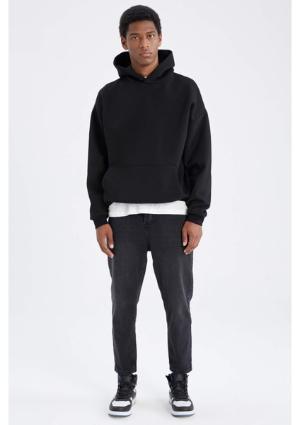 Oversize Fit Kapüşonlu Kanguru Cepli İçi Yumuşak Tüylü Sweatshirt Y1237AZ22AU
