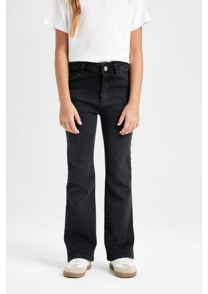 Kız Çocuk Flare Fit İspanyol Paça Cepli Siyah Jean Pantolon C8535A824AU fırsatları