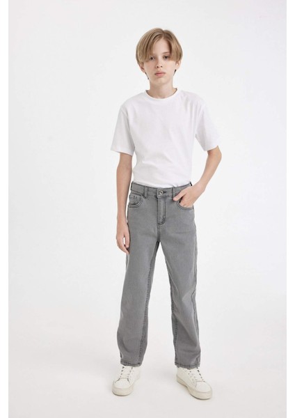Erkek Çocuk Straight Fit Düz Paça Cepli Gri Basic Düz Jean Pantolon C3697A824WN
