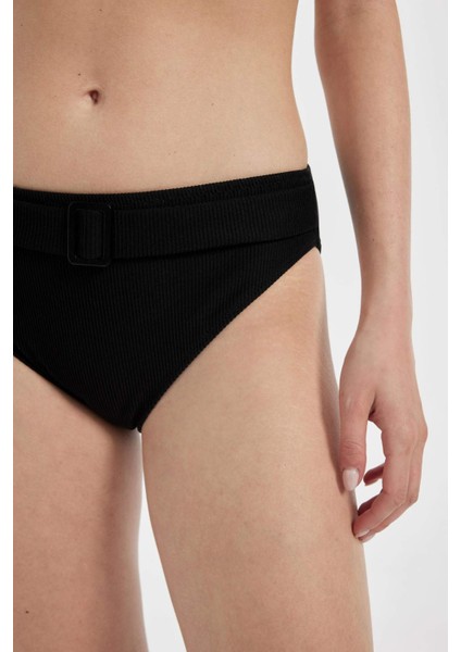 Regular Fit Ribana Bikini Altı-Fall in Love T5231AZ24SM