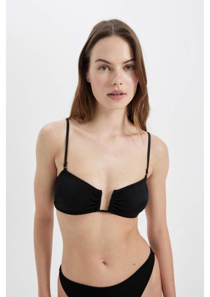 Regular Fit Bikini Üstü-Fall in Love fırsatları