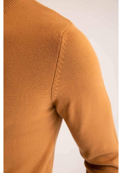 Slim Fit Yarım Balıkçı Yaka Triko Kazak R1127AZ22WN indirimleri