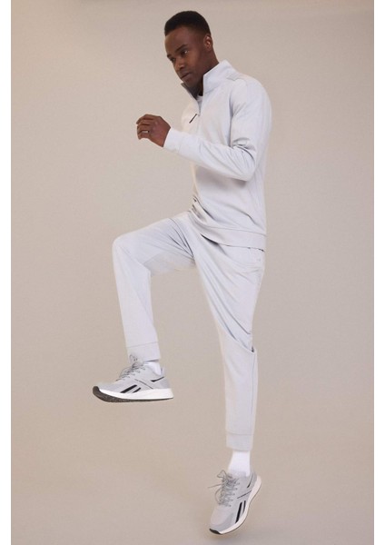 Fit Standart Fit Sporcu Jogger Eşofman Altı Standart Paça Skuba Dalgıç Kumaş D7308AX25SP fırsatları