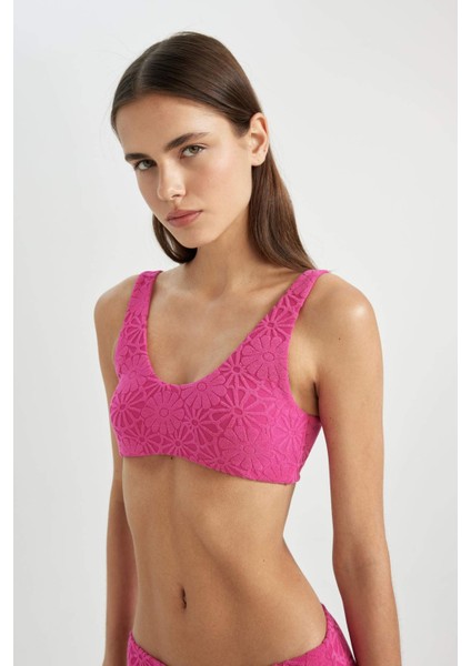 Regular Fit Çiçekli Jakarlı Bikini Üstü-Fall in Love B6901AX24SM indirimleri
