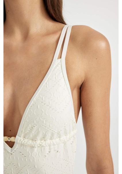 Regular Fit Brode İnce Askılı Mayo-Fall in Love B6898AX24SM fırsatları
