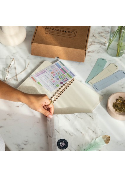 A5 Spiralli Sert Kapak Keten Düz Çizgisiz Tarihsiz Not Defteri Bordo fırsatları