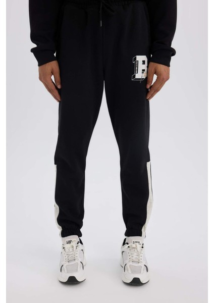 Fit NBA Boston Celtics Jogger Eşofman Altı Standart Fit Beli Bağcıklı Cepli Lastikli Paça D1562AX24WN