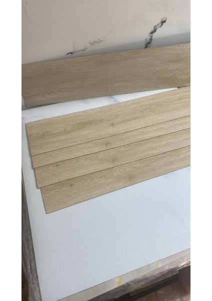 Kendinden Yapışkanlı Silinebilir Desenli Golden Bambu Parlak Pvc Esnek Zemin Yer Duvar Döşeme Parke fırsatları