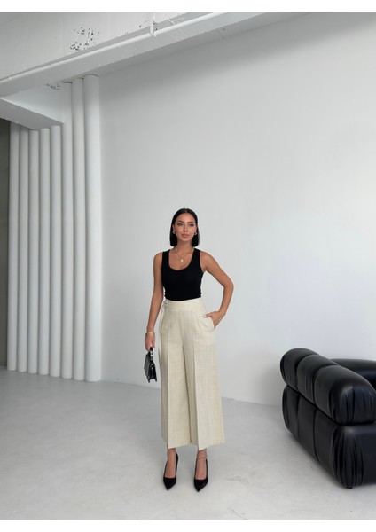 Kadın Keten Toka Detaylı Bilek Boy Wide Leg Pantolon fırsatları