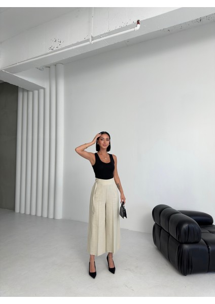 Kadın Keten Toka Detaylı Bilek Boy Wide Leg Pantolon indirimleri