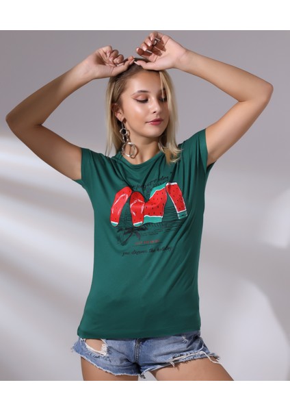 Bisiklet Yaka Kısa Kollu Normal Size Baskılı Basic Kadın T-Shirt 20479 Koyu Yeşil modelleri