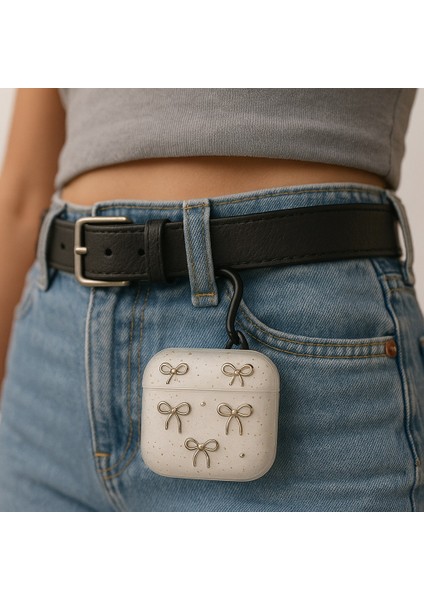 Airpods 3. Nesil ile Uyumlu Glitter Silikon Kılıf Şeffaf Simli Koruyucu Fiyonk Deseniyle Askı Aparatı Dahil Çanta Kolu ve Kemer Tokasına Takılabilir Şık Tasarım Airpods 3 Için Kulaklık Kılıfı fırsatları