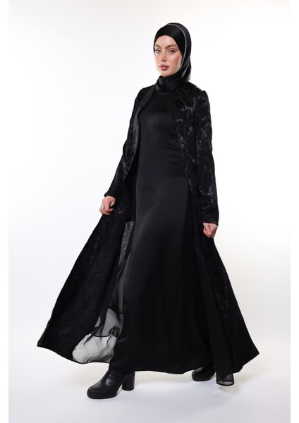 Jessica Kumaş Siyah Desenli Şık Abaya – Tesettür Moda (Sadece Abaya)
