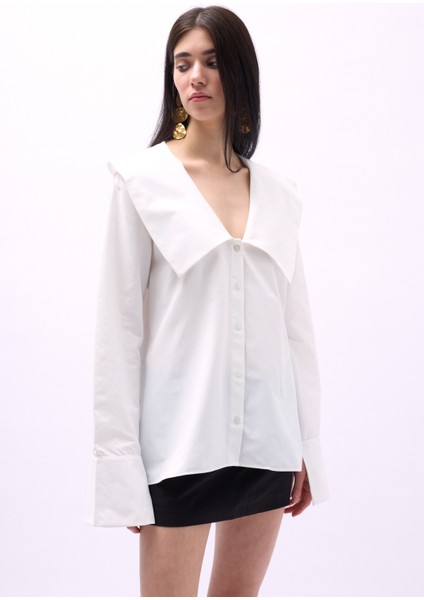 Geniş Yaka Volan Kol Beyaz Gömlek
