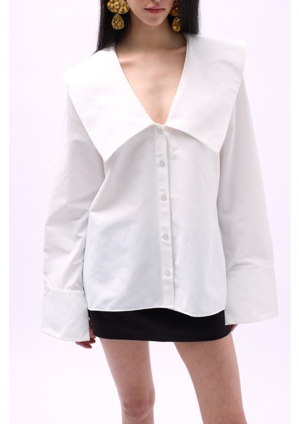 Geniş Yaka Volan Kol Beyaz Gömlek fırsatları
