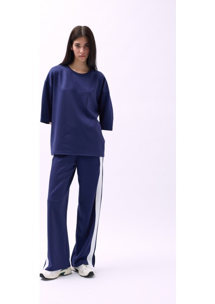 Bisiklet Yaka Oversize Lacivert T-Shirt fiyatları
