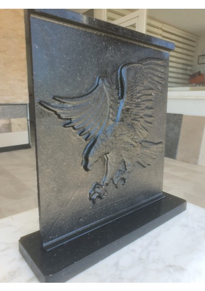 Siyah Granit Dekoratif Kabartmalı Kartal Figürü modelleri