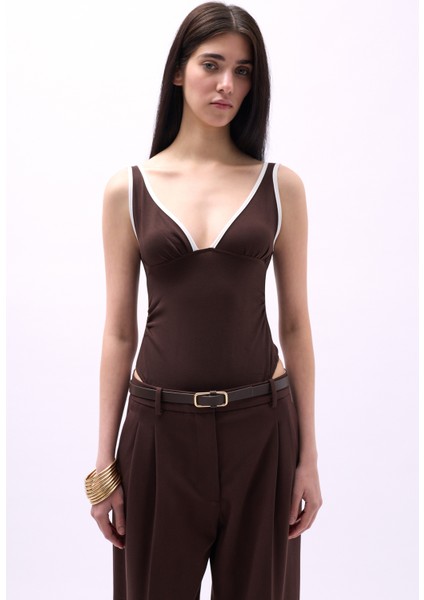 V Yaka Biye Detay Kahverengi Bodysuit modelleri
