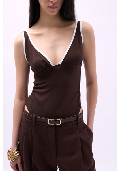 V Yaka Biye Detay Kahverengi Bodysuit indirimleri