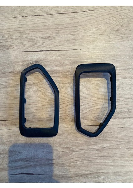 Peugeot 306 Iç Kapı Kolu Çerçevesi (Sağ-Sol) modelleri
