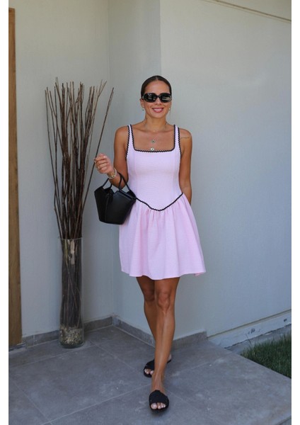 Pembe Biye Detay Mini Elbise indirimleri