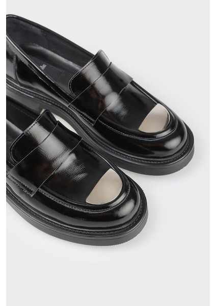 Siyah Deri Kadın Loafer