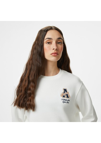 Sports Club Kadın Beyaz Sweatshirt.1 fırsatları