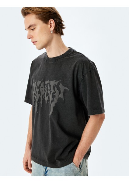 Yıkamalı Bisiklet Yaka Pamuklu Kısa Kollu Gotik Baskılı Oversize Tişört