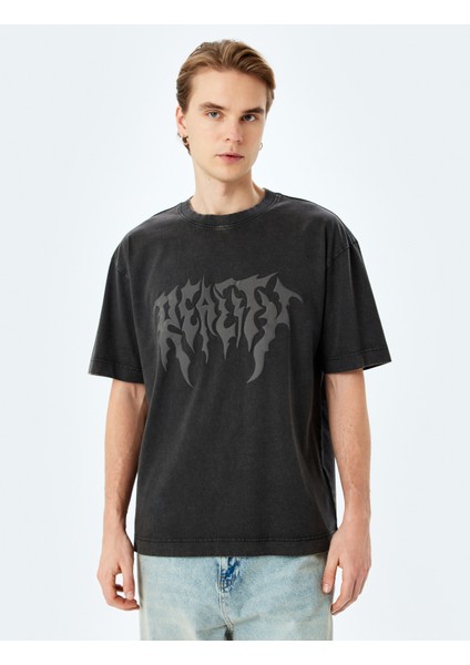 Yıkamalı Bisiklet Yaka Pamuklu Kısa Kollu Gotik Baskılı Oversize Tişört modelleri