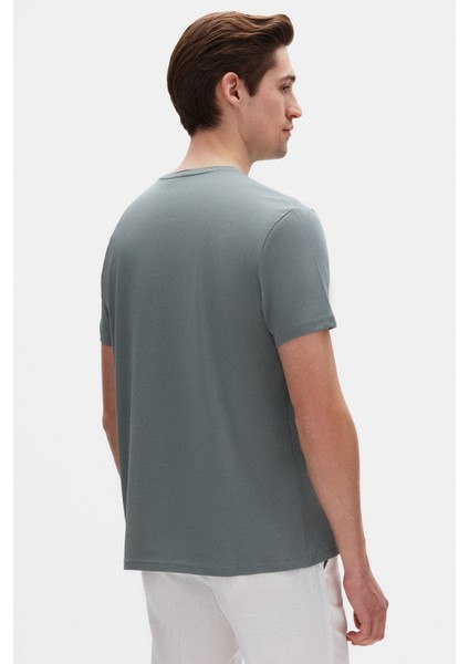 Ds Damat Regular Fit Koyu Yosun Düz Nakışlı %100 Pamuk T-Shirt modelleri