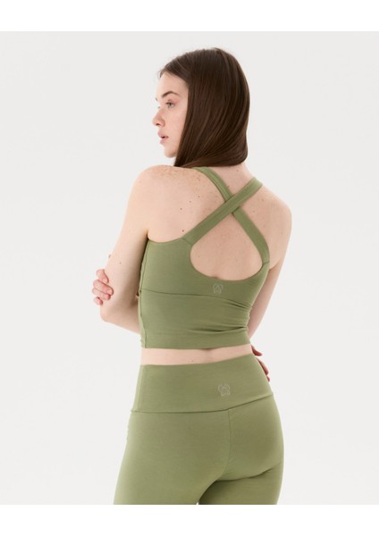 Kadın Açık Yeşil Halter Half Crop Bluz - EcoVero™ Viskoz, İç Sütyenli, Göğüs Pedli, Halter Yaka, Crop Spor Bluz fiyatları