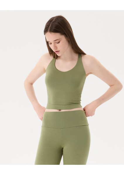 Kadın Açık Yeşil Halter Half Crop Bluz - EcoVero™ Viskoz, İç Sütyenli, Göğüs Pedli, Halter Yaka, Crop Spor Bluz indirimleri